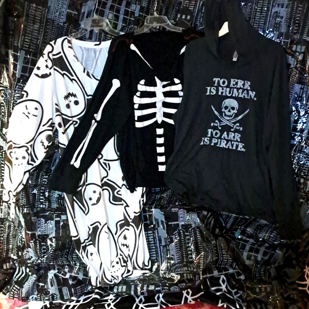 A ghost,  a skeleton, and a pirate walk into a bar...